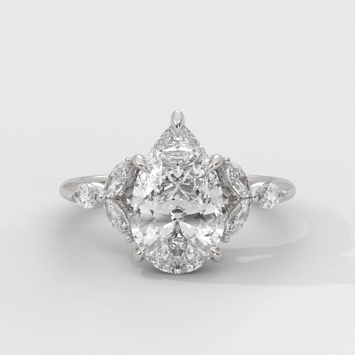 Anillo de Compromiso Laurel Pear