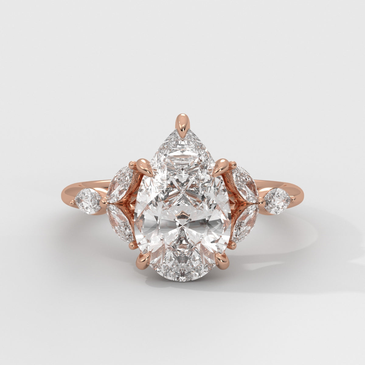 Anillo de Compromiso Laurel Pear