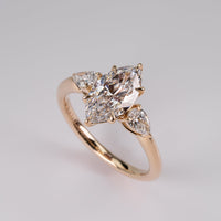 Anillo de Compromiso Sidestones Marquise