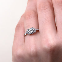 Anillo de Compromiso Laurel Round