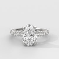 Anillo de Compromiso Pavé Oval