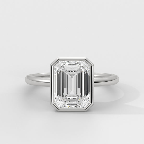 Anillo de Compromiso Solitario Bezel Set Emerald