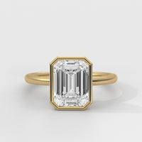 Anillo de Compromiso Solitario Bezel Set Emerald