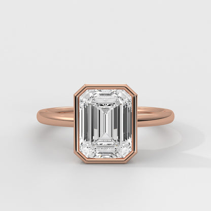 Anillo de Compromiso Solitario Bezel Set Emerald