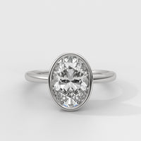 Anillo de Compromiso Solitario Bezel Set Oval
