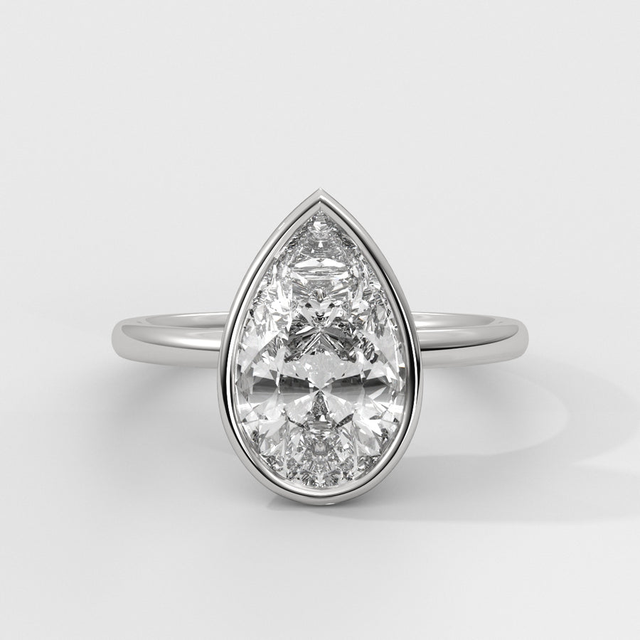 Anillo de Compromiso Solitario Bezel Set Pear