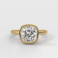 Anillo de Compromiso Solitario Bezel Set Cushion