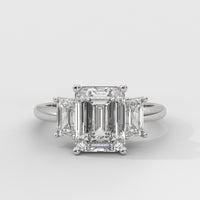 Anillo de Compromiso Three Stone Emerald