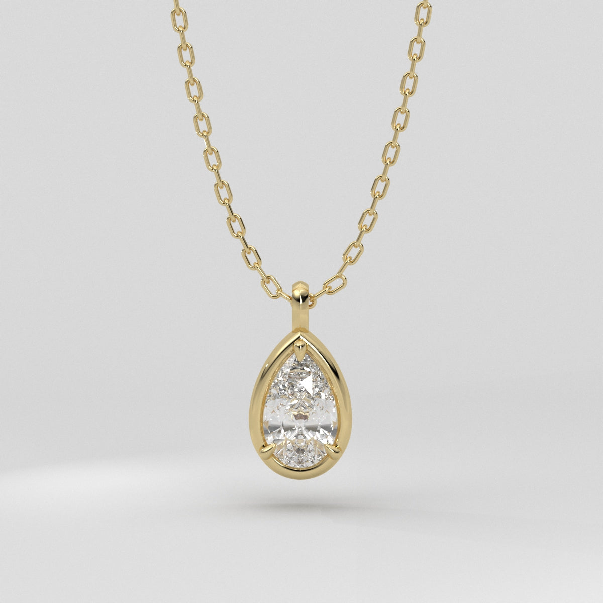 Collar Club Style Pear